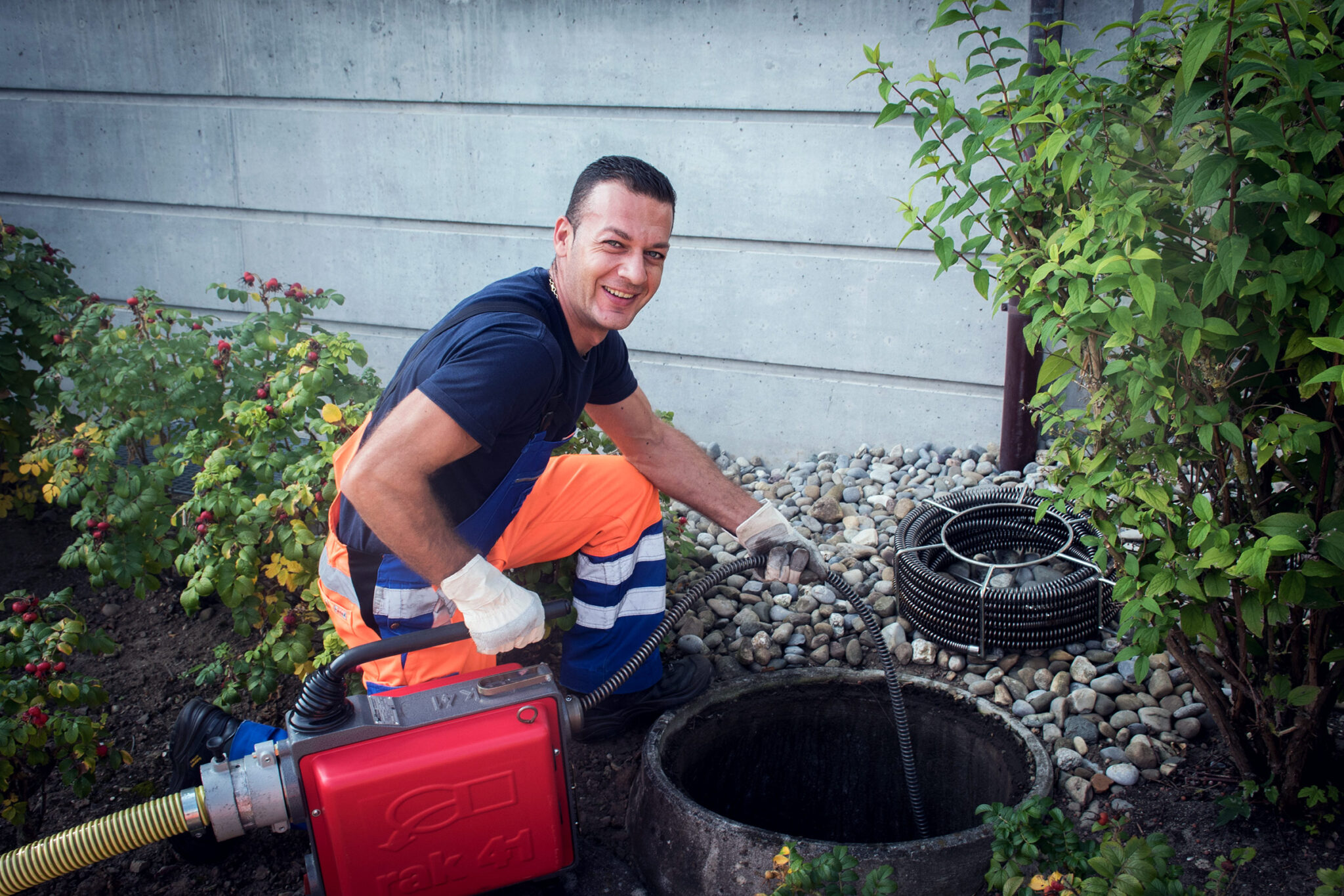 Für private Haushalte, Liegenschaften und Industrieanlagen – in der ganzen Schweiz.